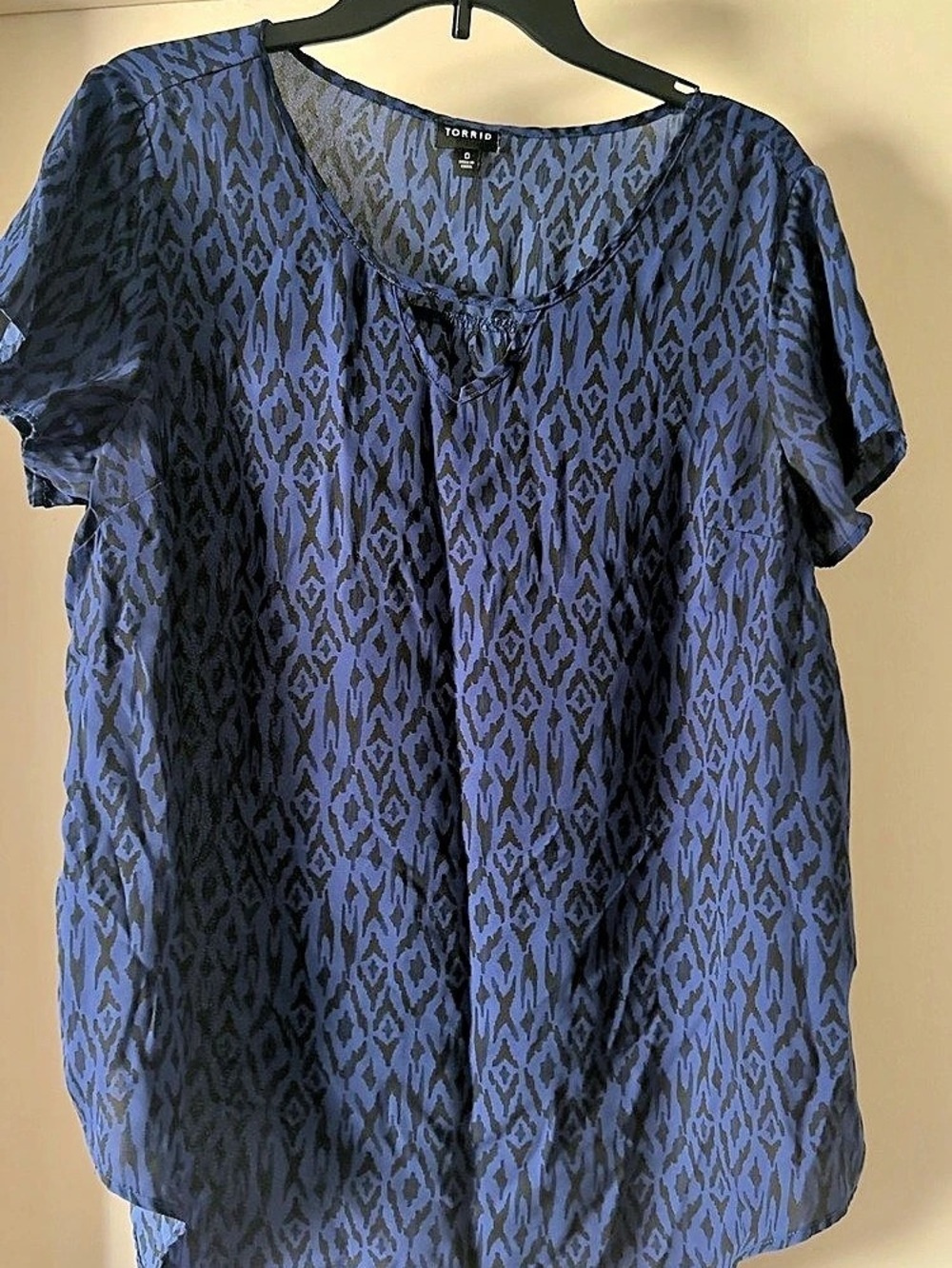 Torrid Geometric Blouse Blue & Black Size 0